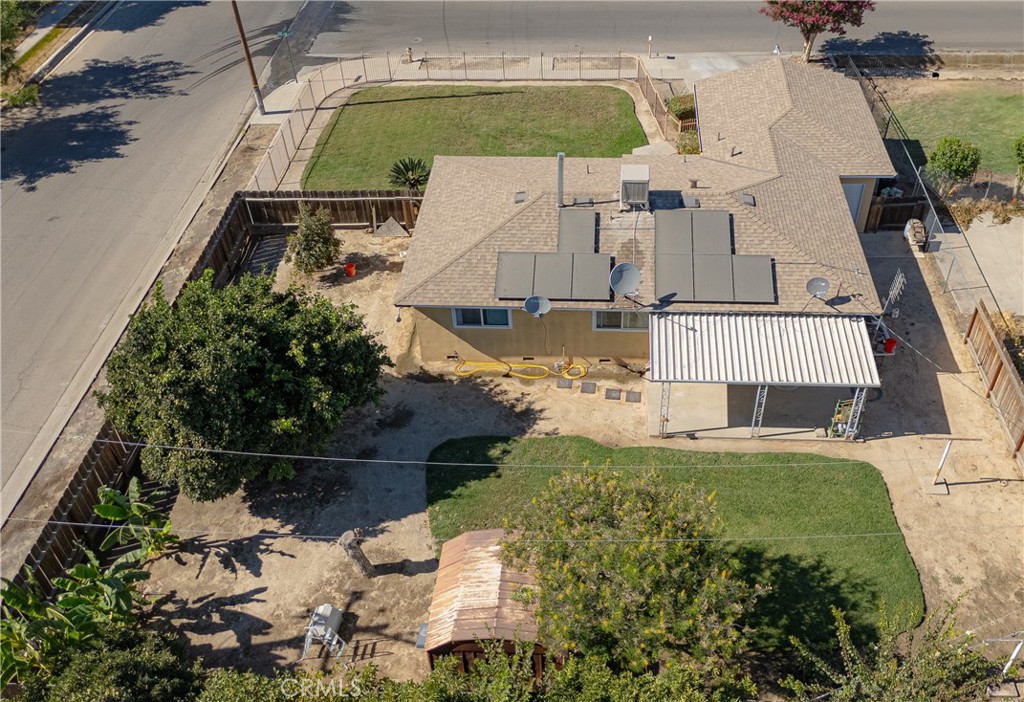 543 E Hopkins Ave, Fresno, CA 93706