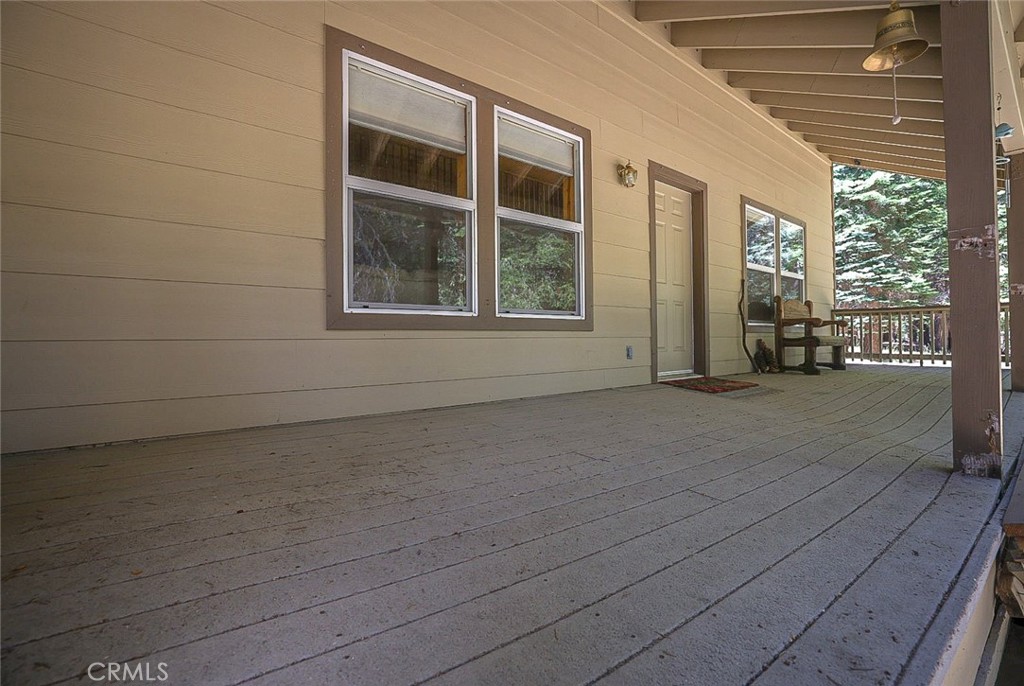 67922 Beasore Rd, Bass Lake, CA 93604