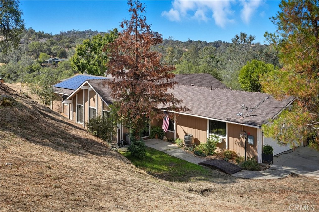31185 Brave Eagle Ct, Coarsegold, CA 93614