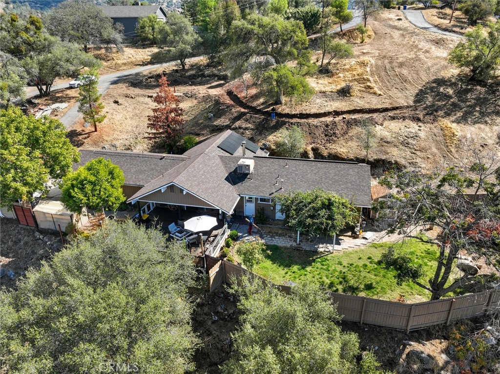 31185 Brave Eagle Ct, Coarsegold, CA 93614