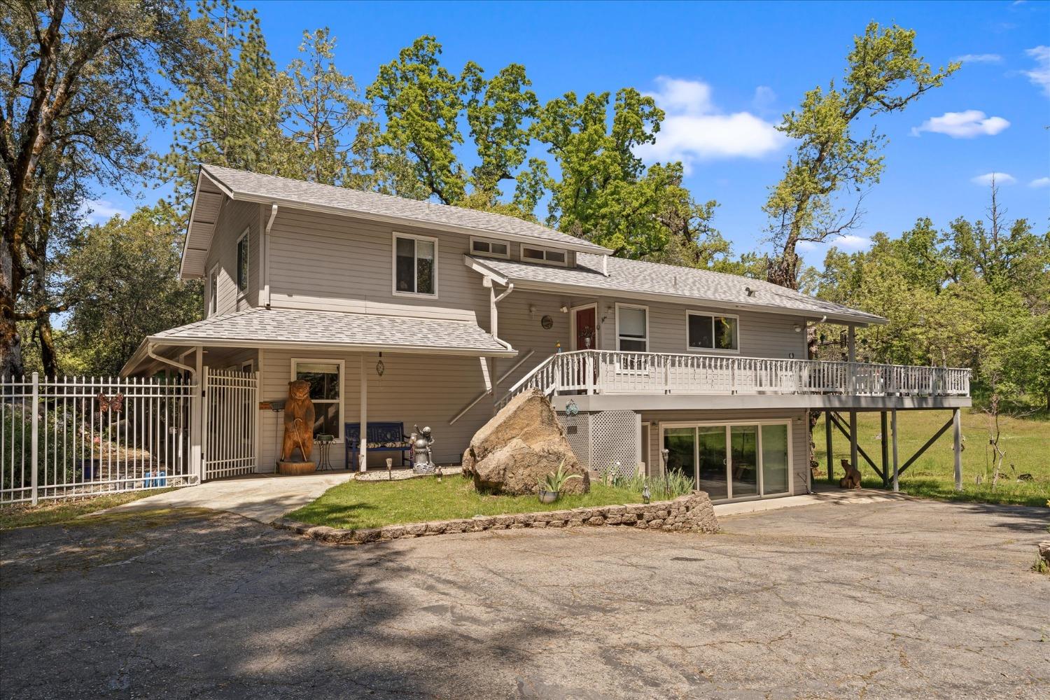 36556 Mudge Ranch Rd, Coarsegold, CA 93614