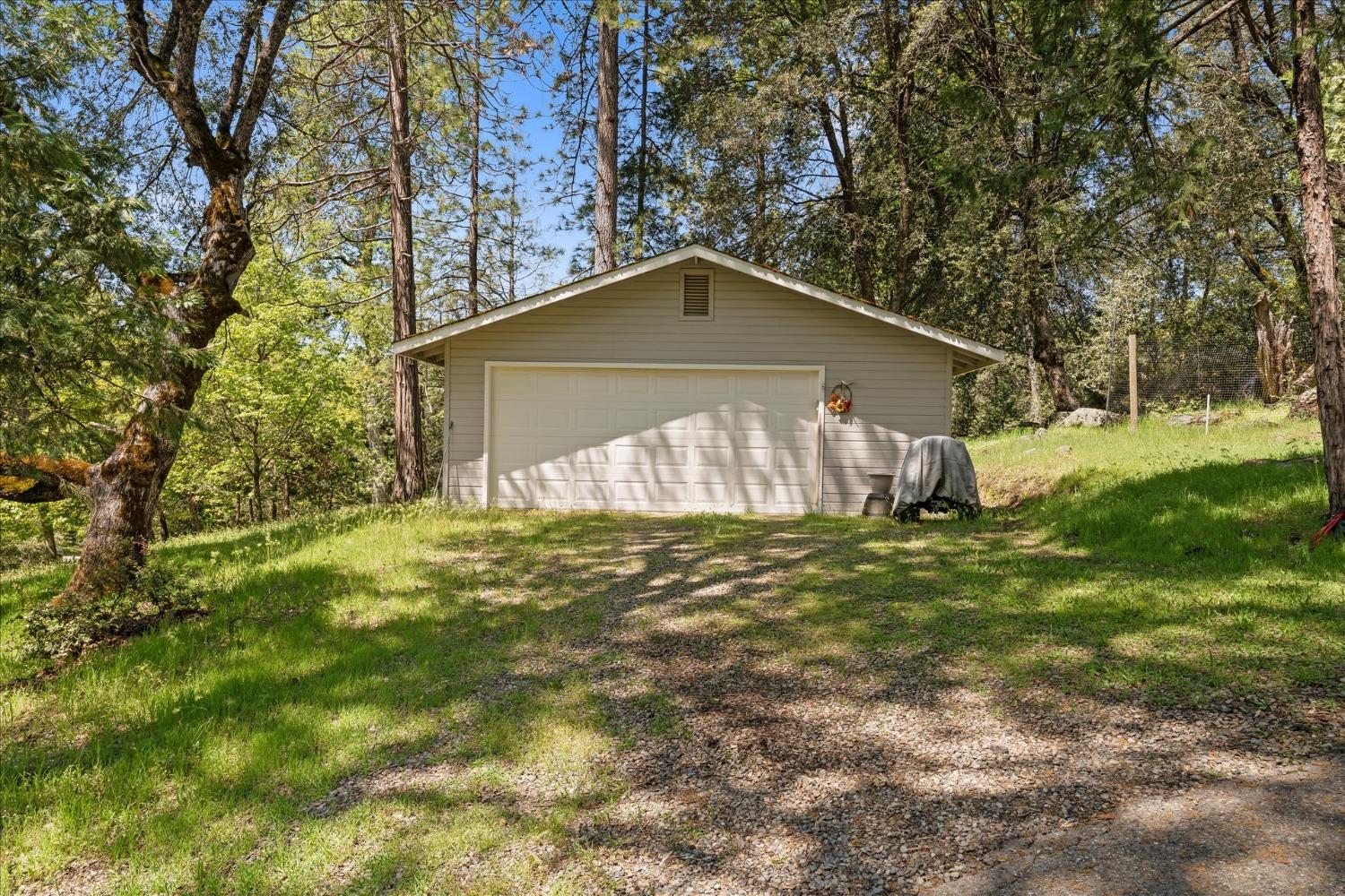36556 Mudge Ranch Rd, Coarsegold, CA 93614