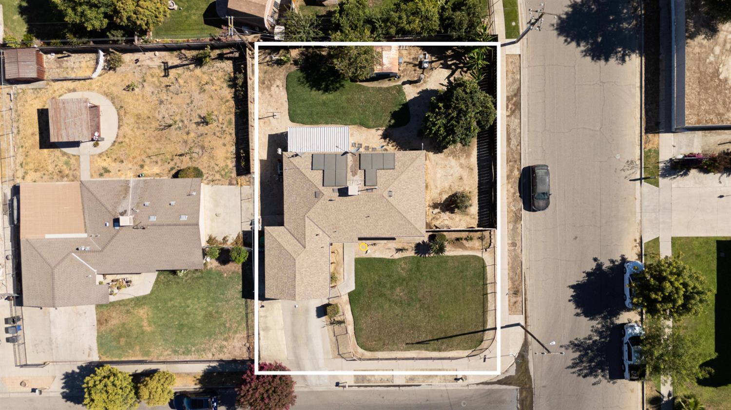 543 E Hopkins Ave, Fresno, CA 93706