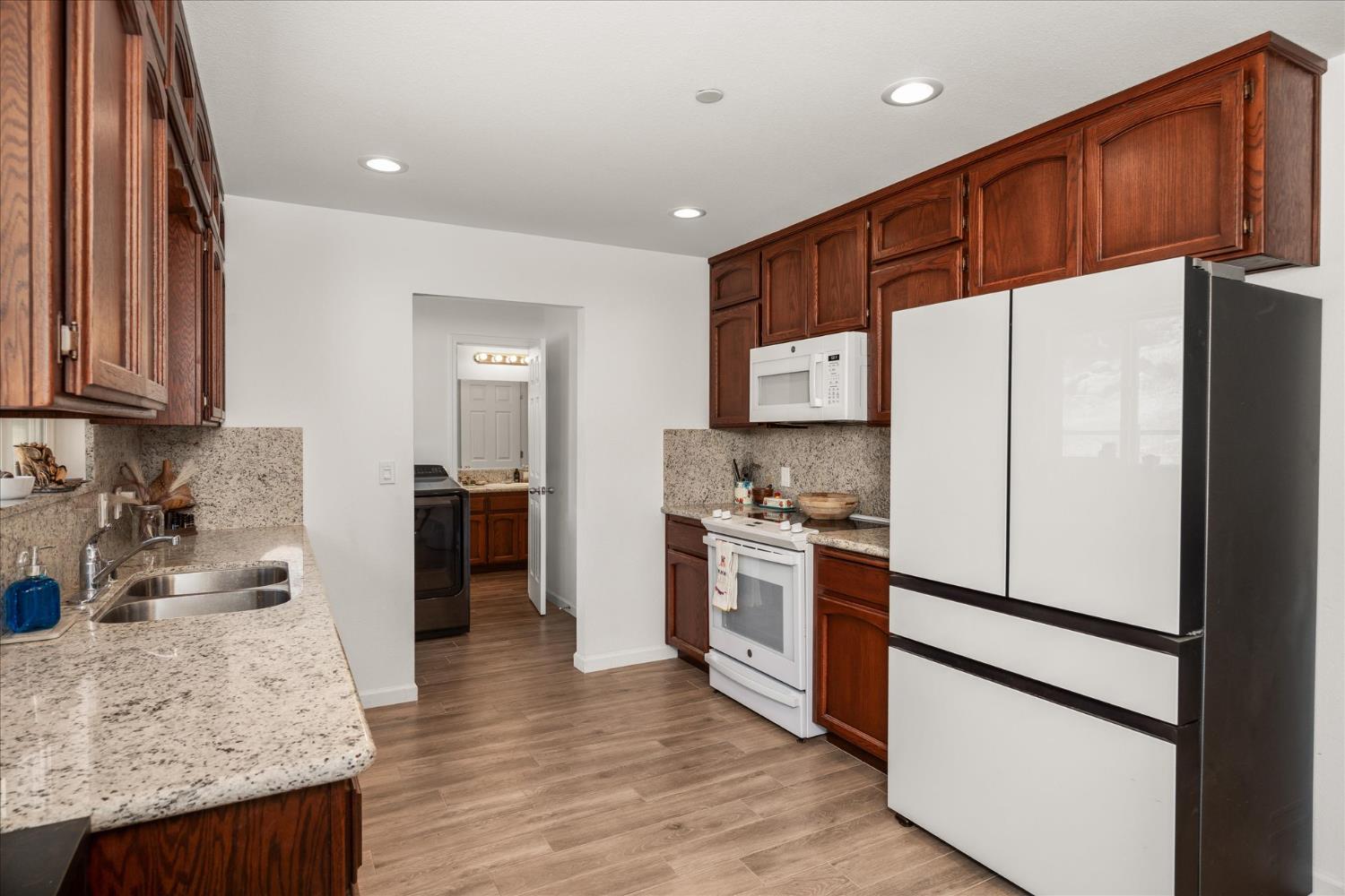 29215 Yosemite Springs Pkwy, Coarsegold, CA 93614