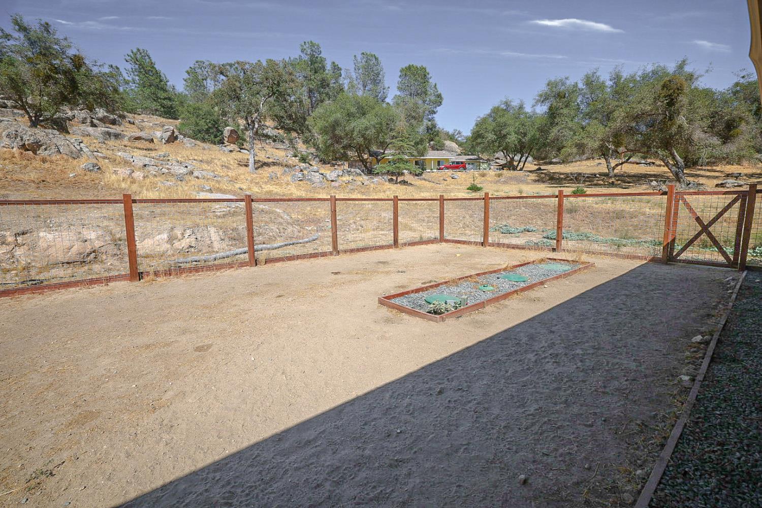 29215 Yosemite Springs Pkwy, Coarsegold, CA 93614