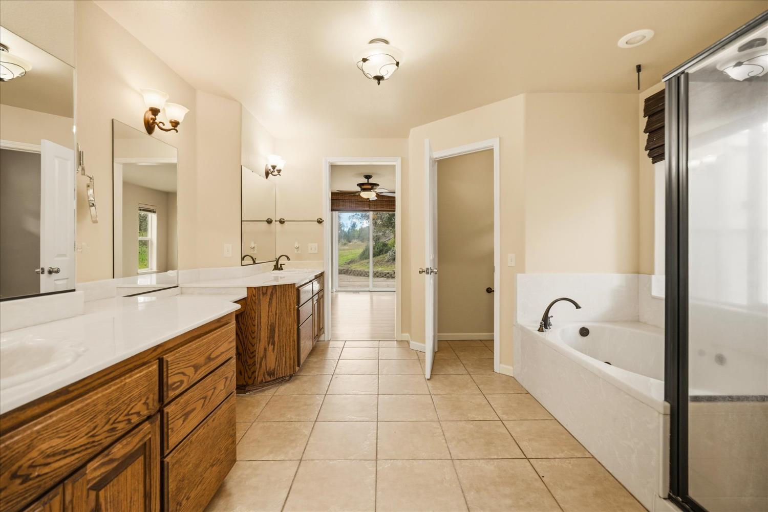 55028 Los Pinos Ln, Coarsegold, CA 93614