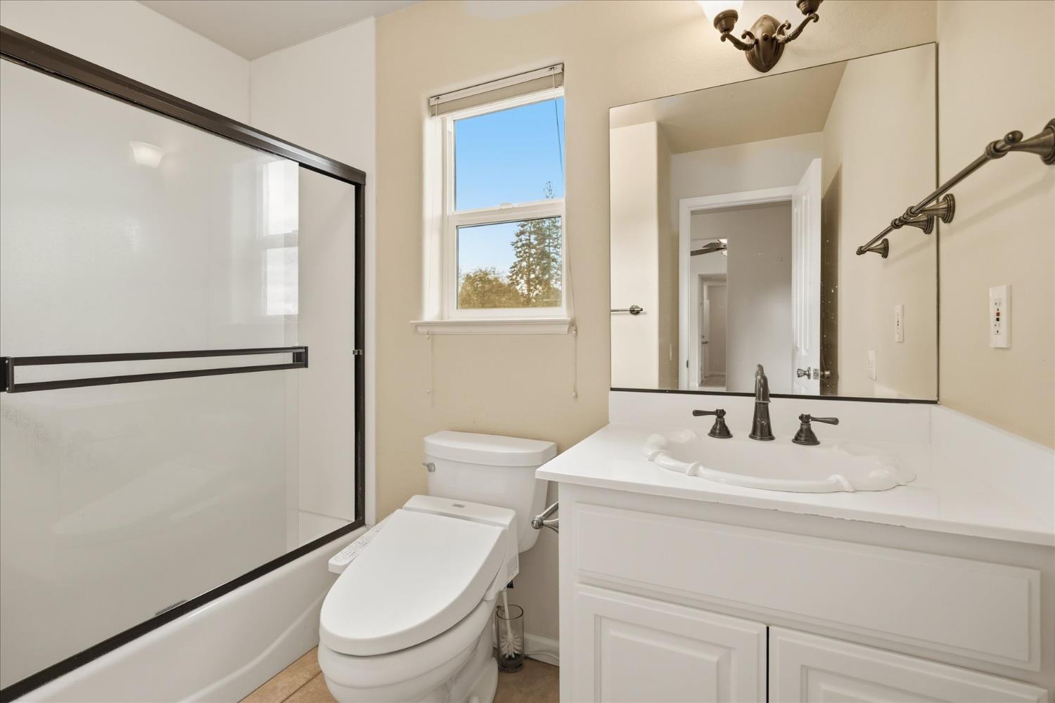 55028 Los Pinos Ln, Coarsegold, CA 93614