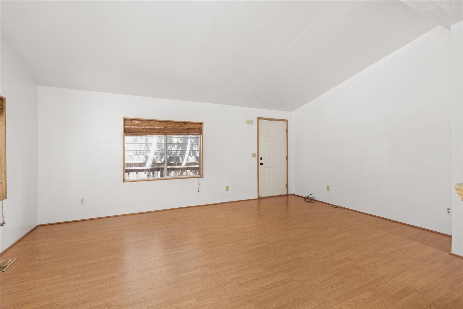 39737 Road 274 #14, Bass Lake, CA 93604