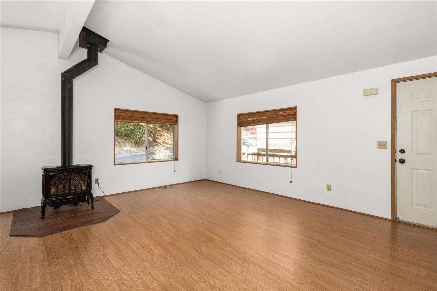 39737 Road 274 #14, Bass Lake, CA 93604