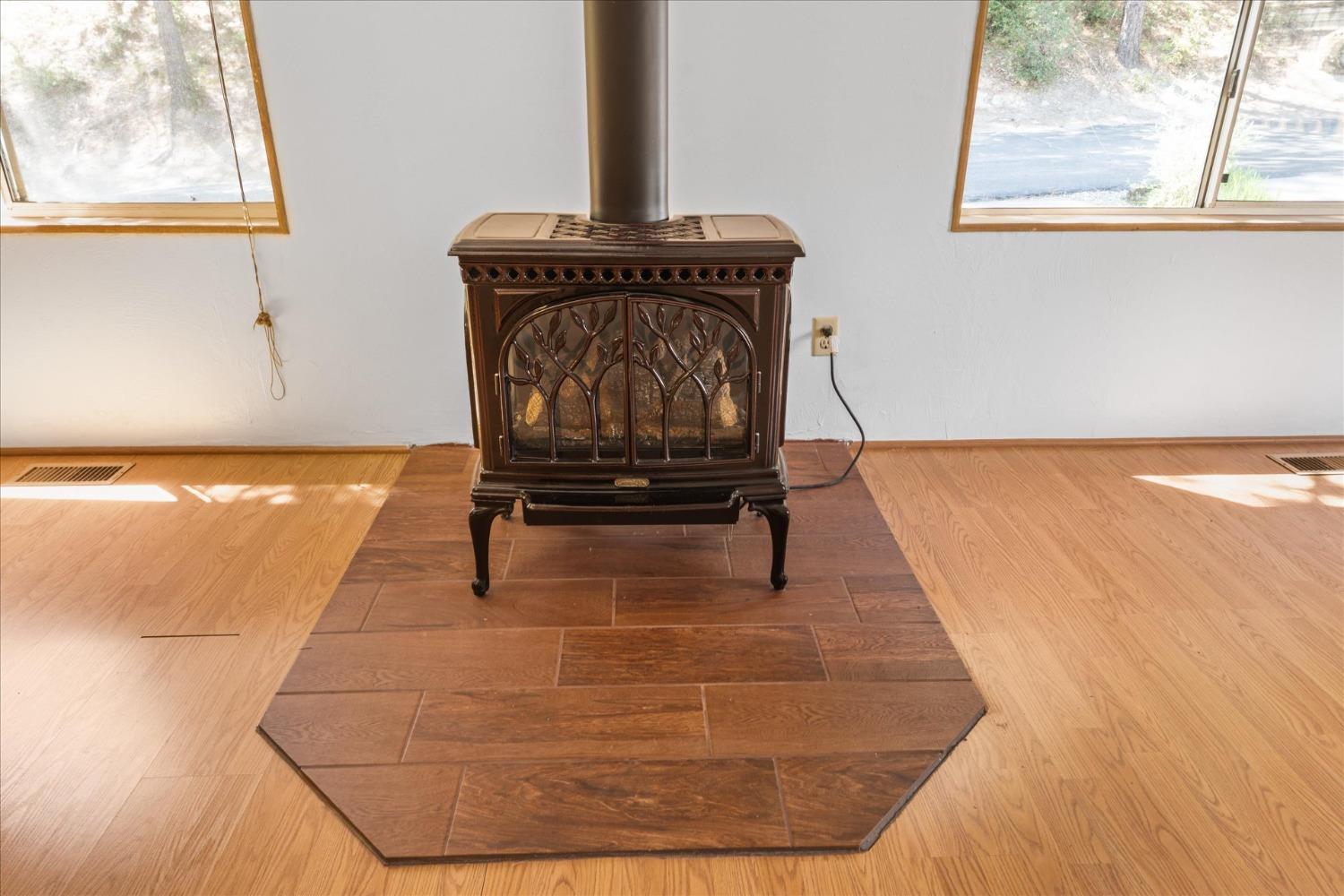 39737 Road 274 #14, Bass Lake, CA 93604