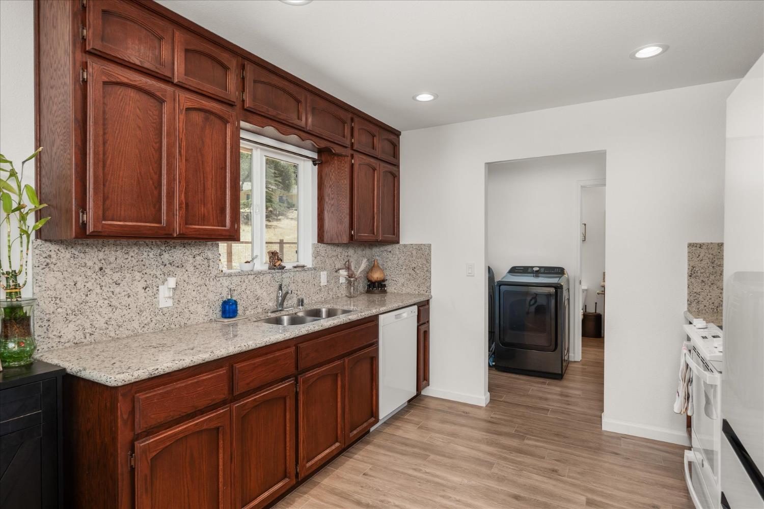 29215 Yosemite Springs Pkwy, Coarsegold, CA 93614